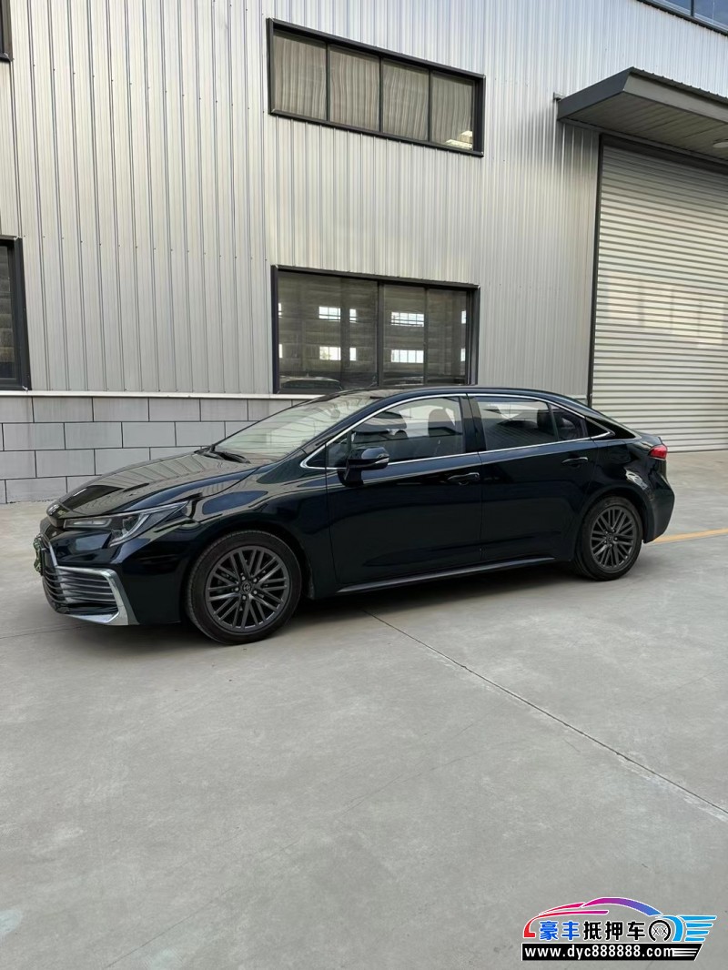 22年丰田凌尚轿车抵押车出售