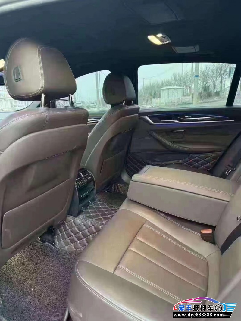 18年宝马5系轿车抵押车出售