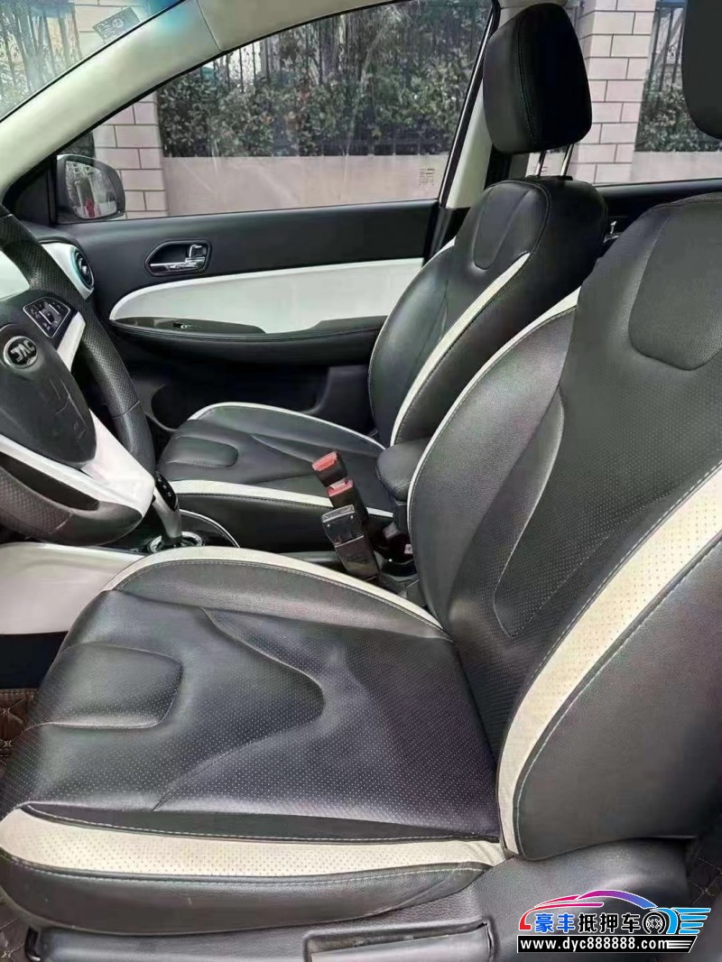 19年江淮江淮IEV轿车抵押车出售