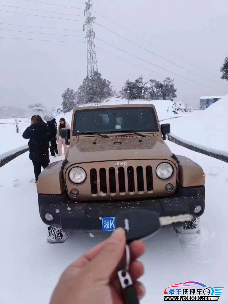 15年Jeep牧马人轿车抵押车出售