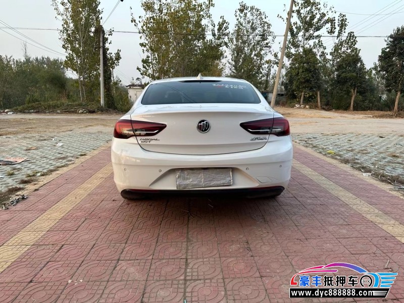 18年别克君威轿车抵押车出售