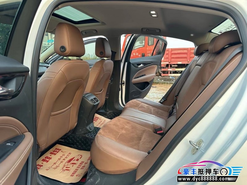 18年别克君威轿车抵押车出售