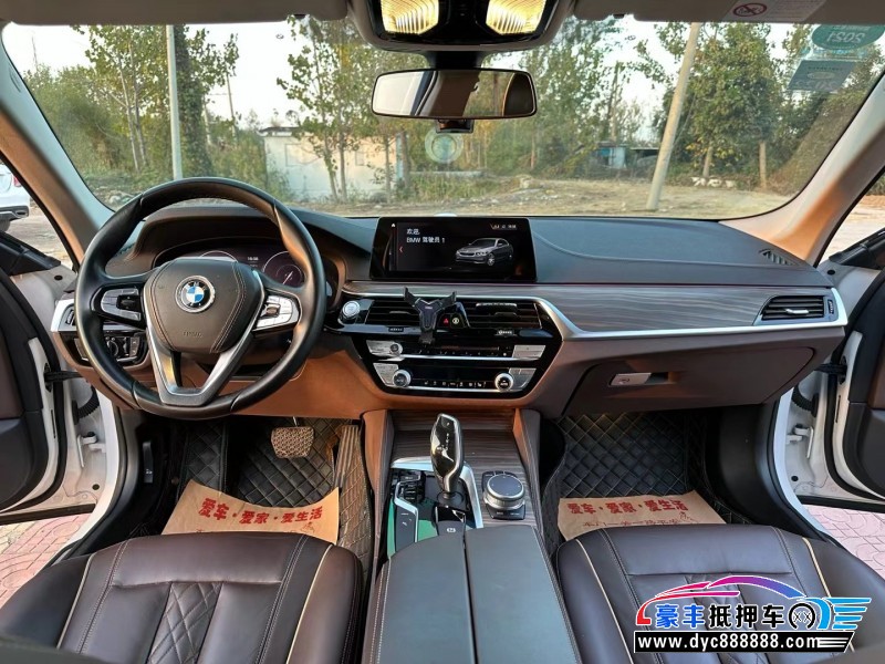 20年宝马5系轿车抵押车出售