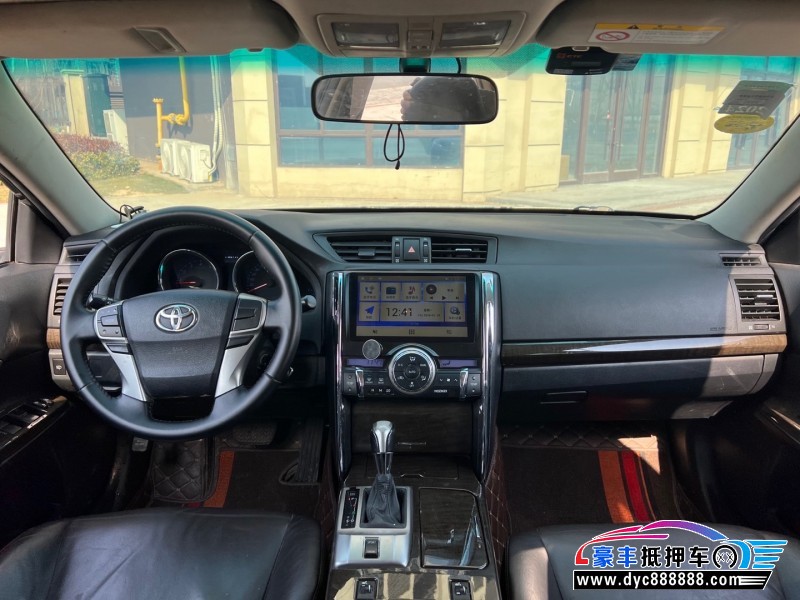 16年丰田锐志轿车抵押车出售