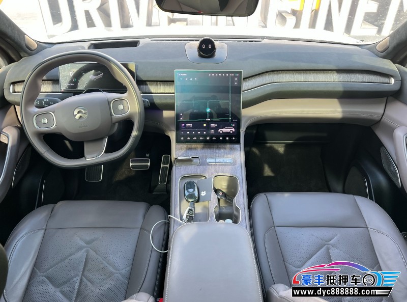 22年蔚来ES8SUV抵押车出售