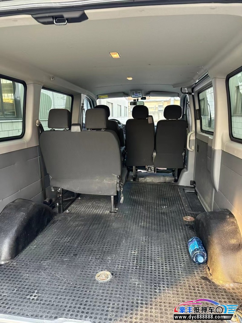 22年上汽大通V80轿车抵押车出售