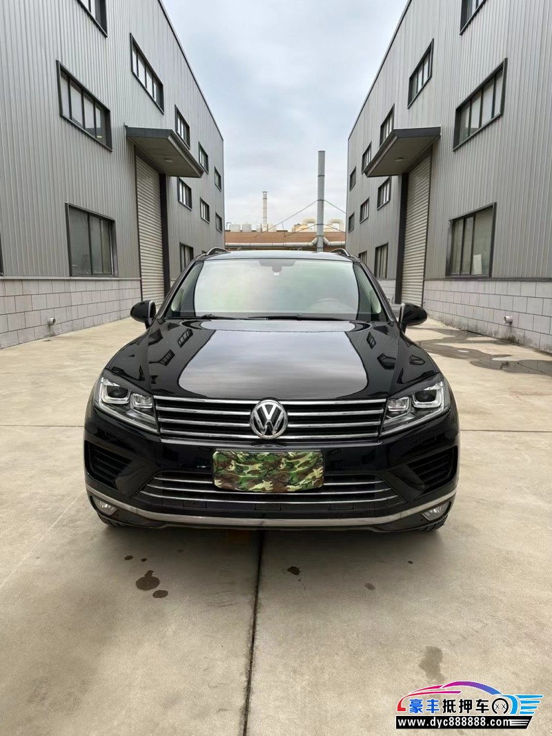 17年大众途锐轿车抵押车出售