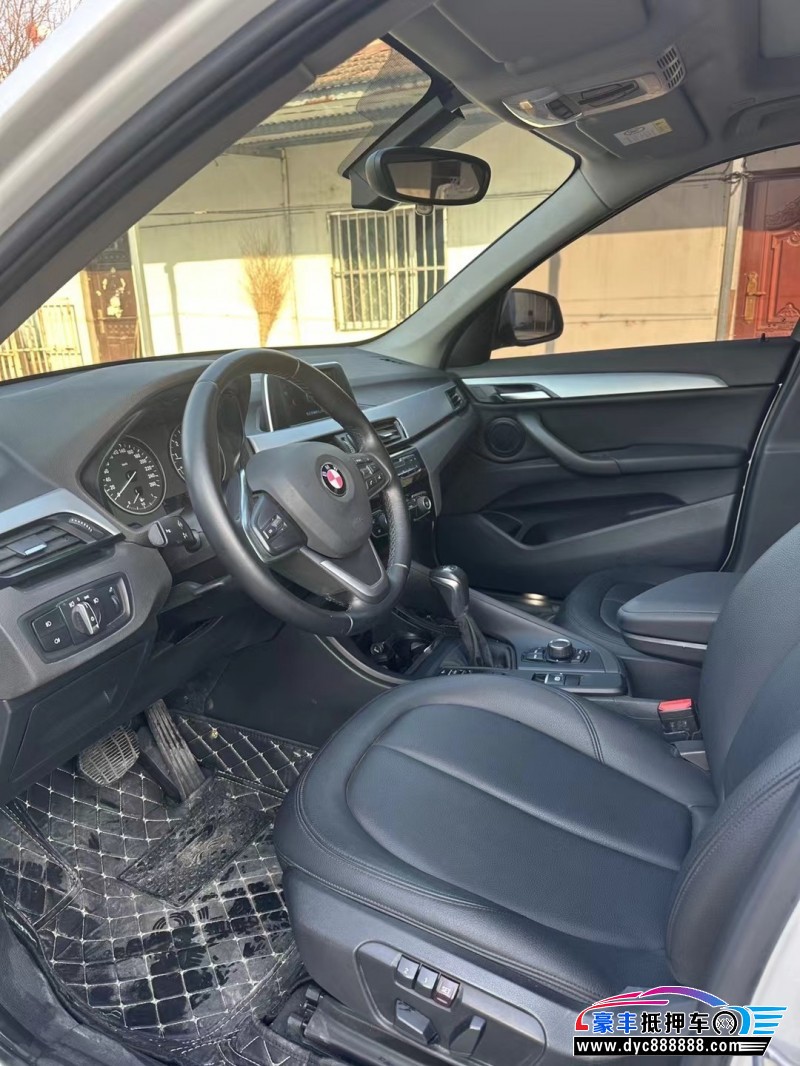 18年宝马X1轿车抵押车出售