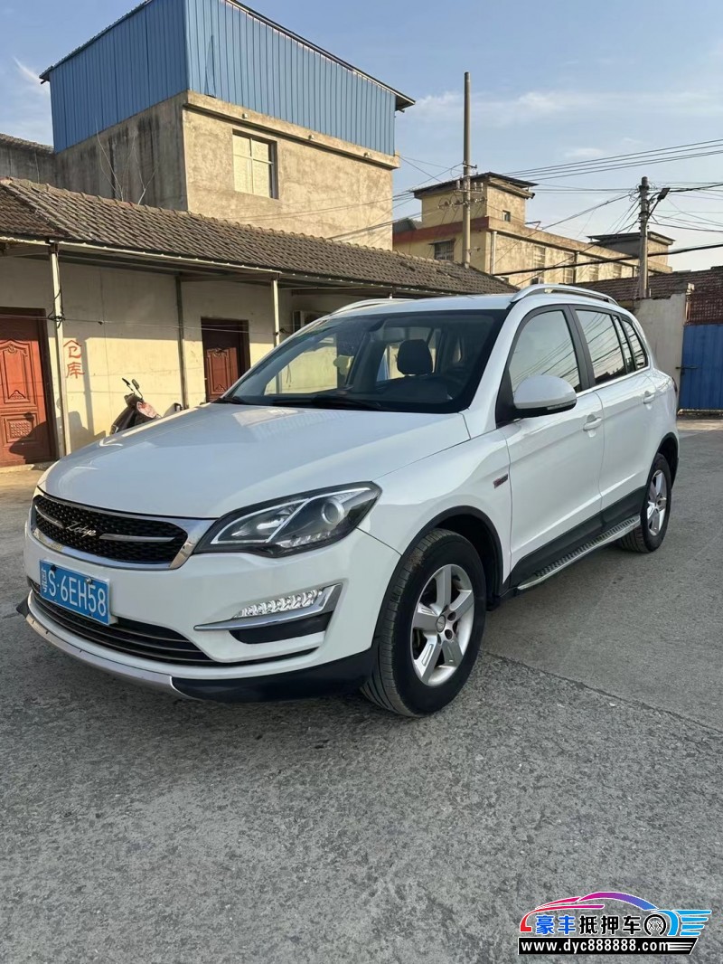 16年众泰大迈X5轿车抵押车出售