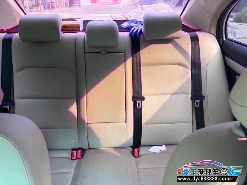 19年吉利帝豪轿车抵押车出售