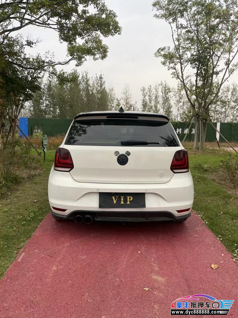 13年大众polo轿车抵押车出售