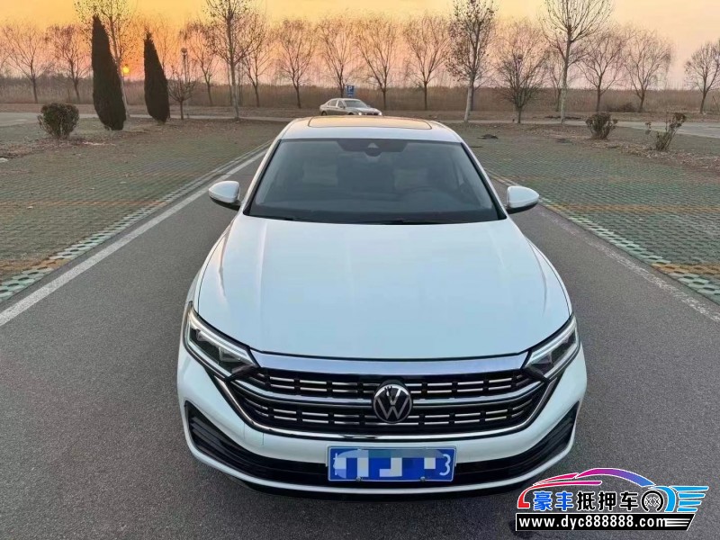 22年大众速腾轿车抵押车出售