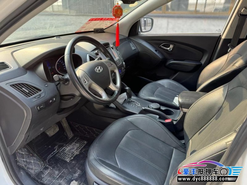 14年现代ix35SUV抵押车出售