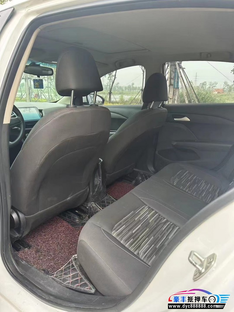 18年雪佛兰科沃兹轿车抵押车出售