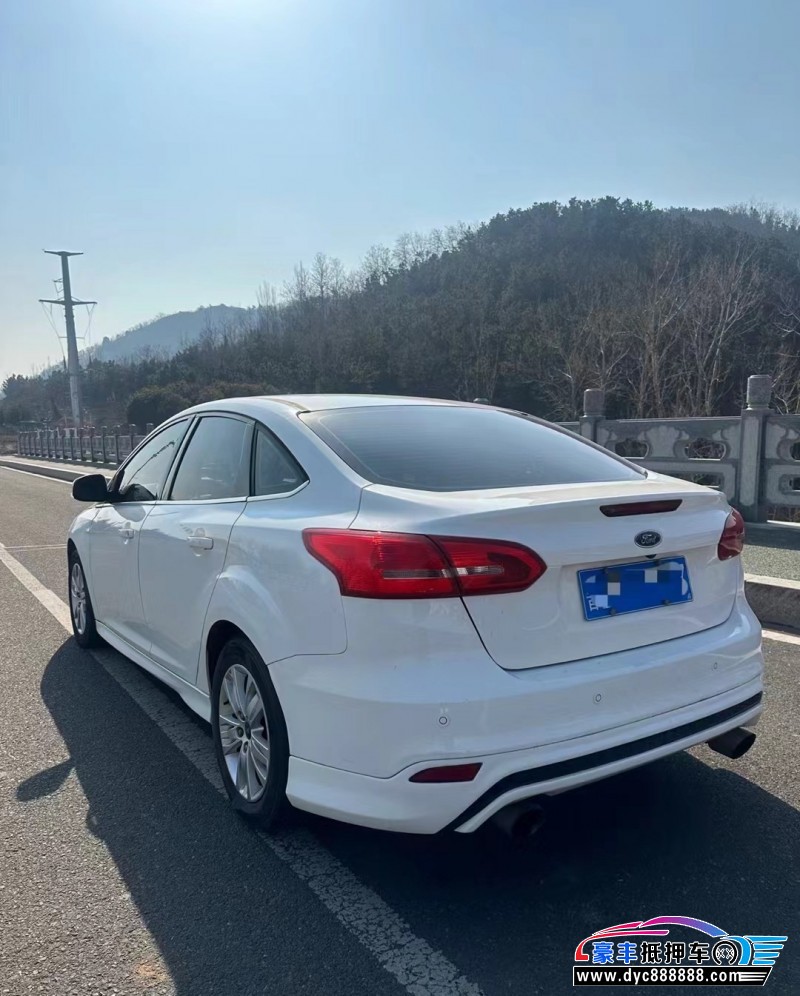 16年福特福克斯轿车抵押车出售