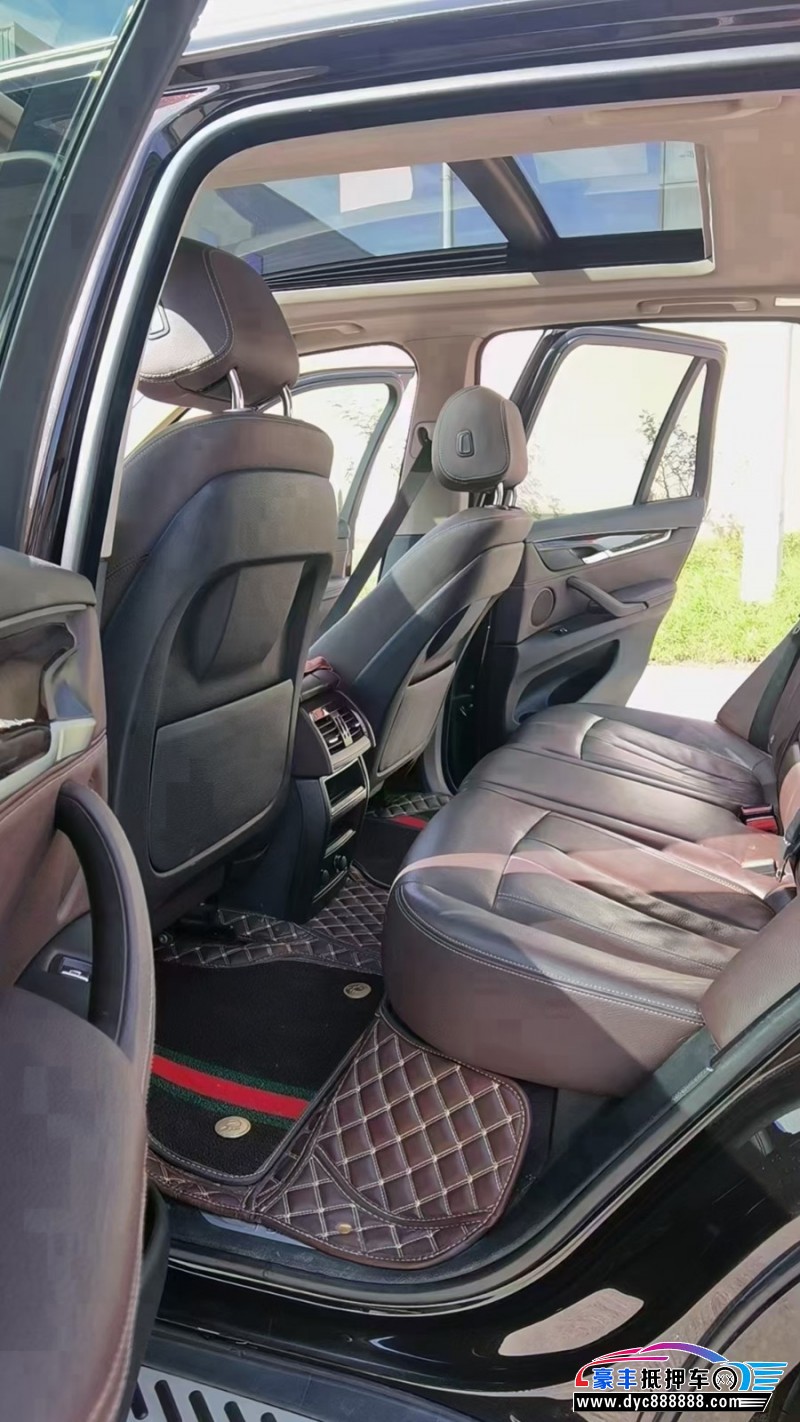 18年宝马X5轿车抵押车出售