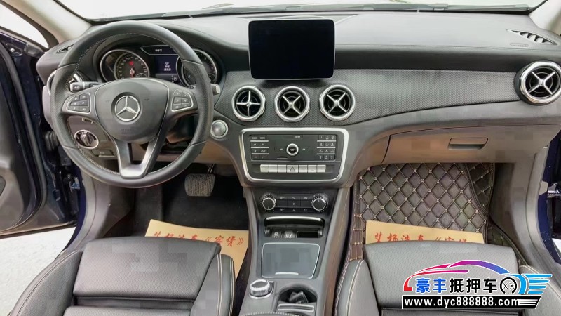 19年奔驰GLA轿车抵押车出售