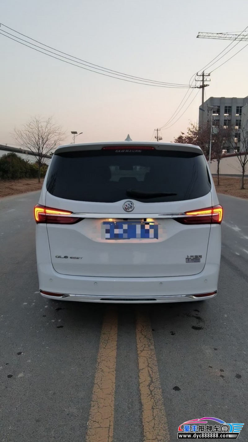 20年别克GL8轿车抵押车出售