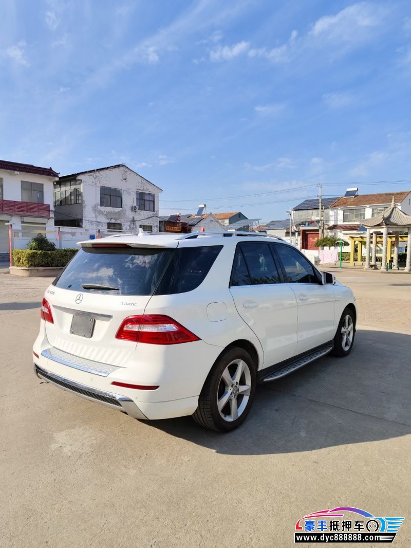 15年奔驰ML轿车抵押车出售