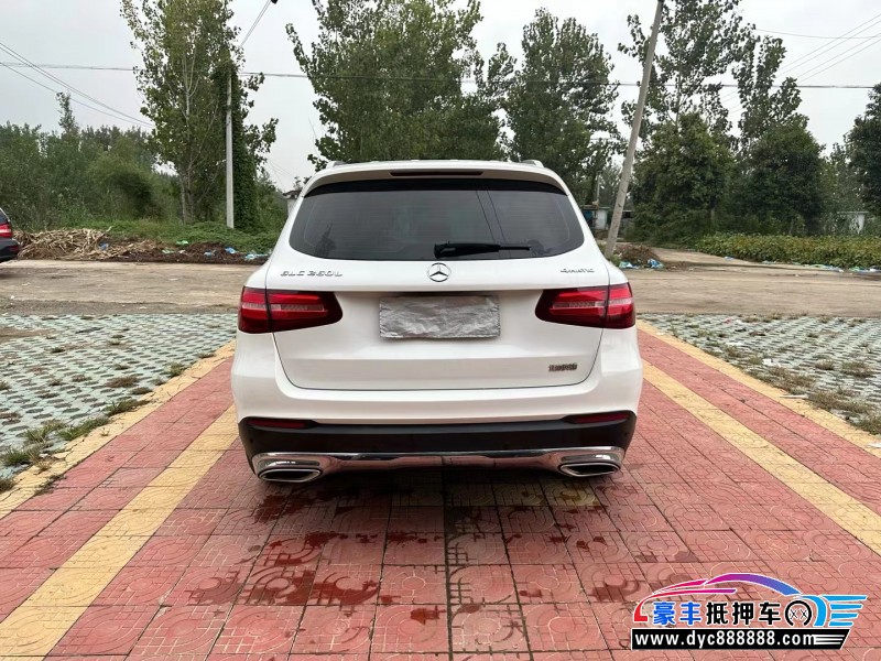 17年奔驰GLCSUV抵押车出售