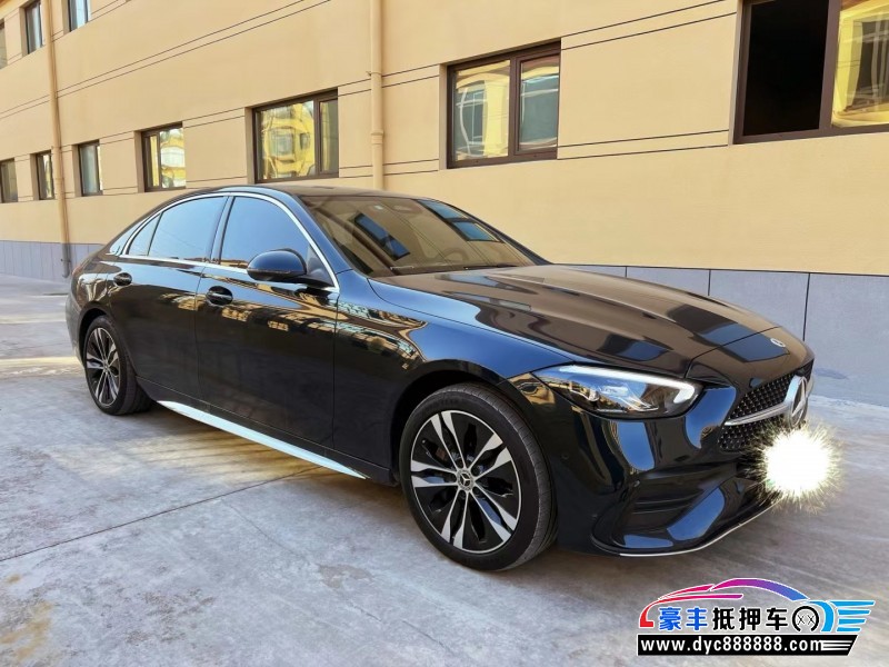 22年奔驰C轿车抵押车出售