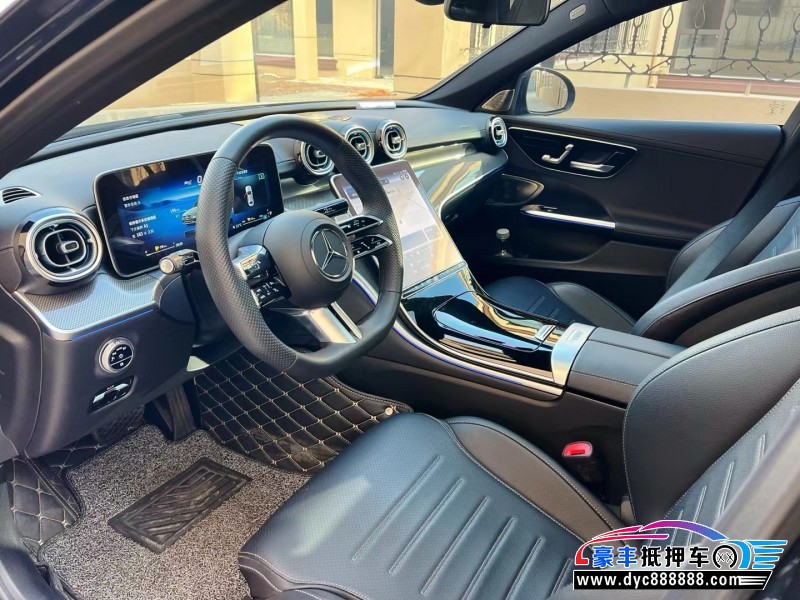 22年奔驰C轿车抵押车出售