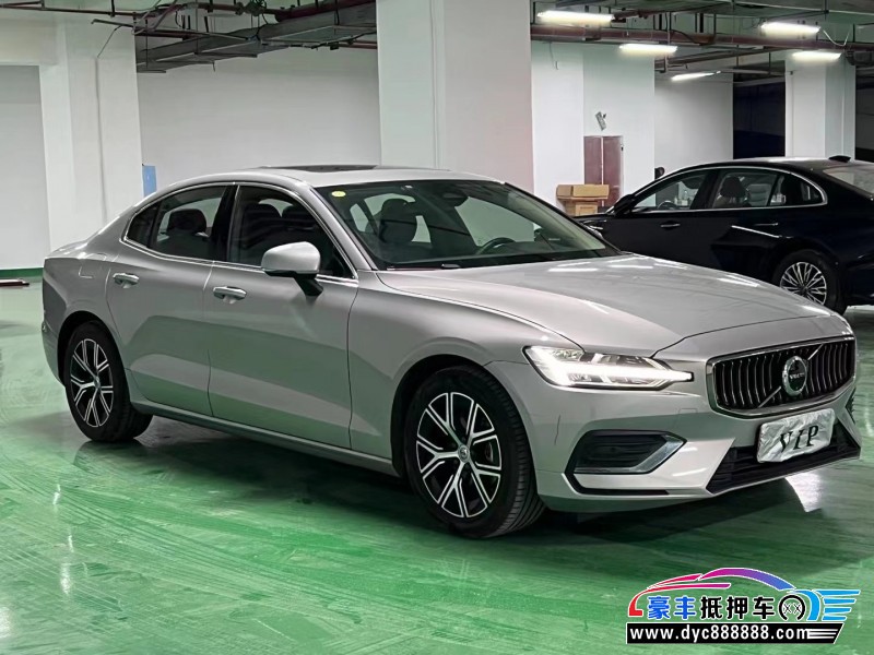 23年沃尔沃S60轿车抵押车出售