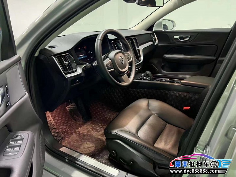 23年沃尔沃S60轿车抵押车出售