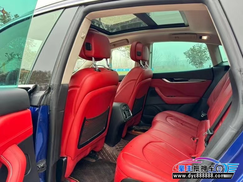 17年玛莎拉蒂莱万特轿车抵押车出售