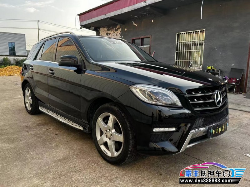 13年奔驰ML轿车抵押车出售