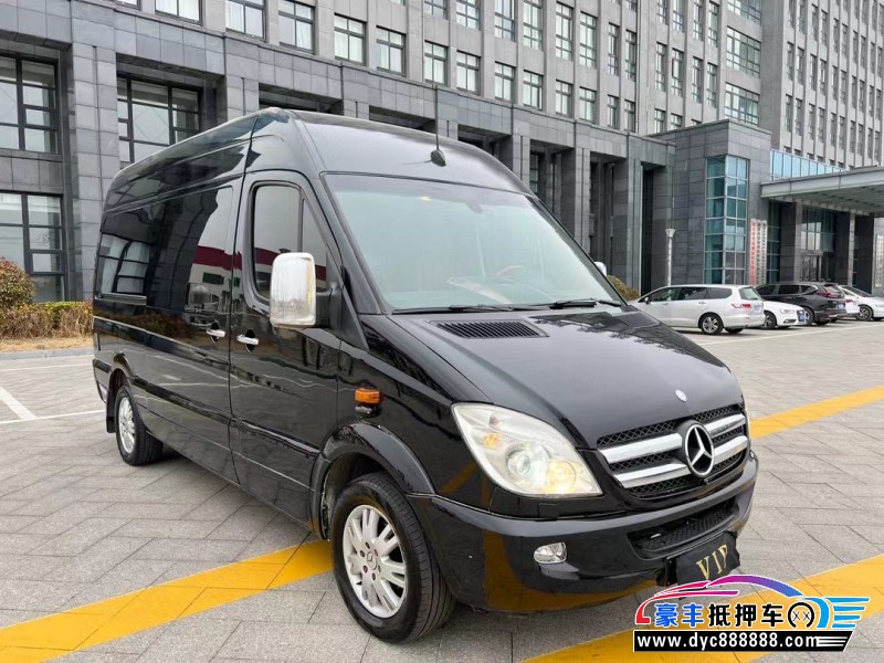 14年奔驰斯宾特轿车抵押车出售