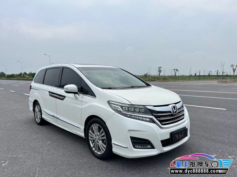 17年本田艾力绅轿车抵押车出售