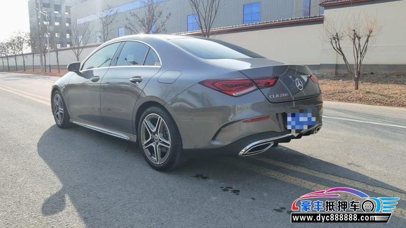 21年奔驰CLA轿车抵押车出售