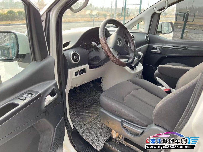 22年江淮瑞风M3轿车抵押车出售