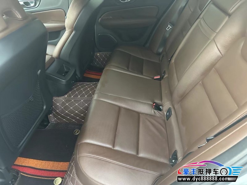 21年沃尔沃S60轿车抵押车出售