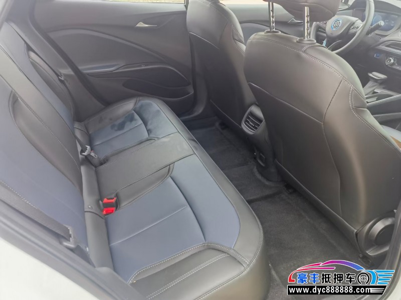 23年别克微蓝轿车抵押车出售