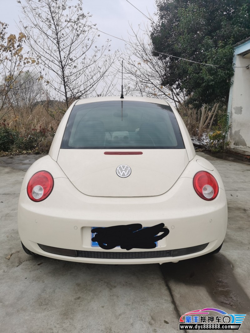 10年大众甲壳虫轿车抵押车出售