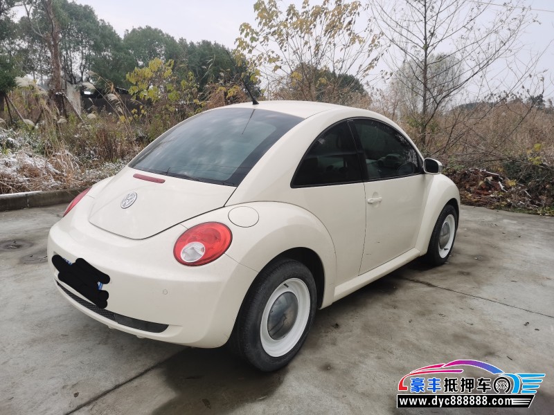 10年大众甲壳虫轿车抵押车出售