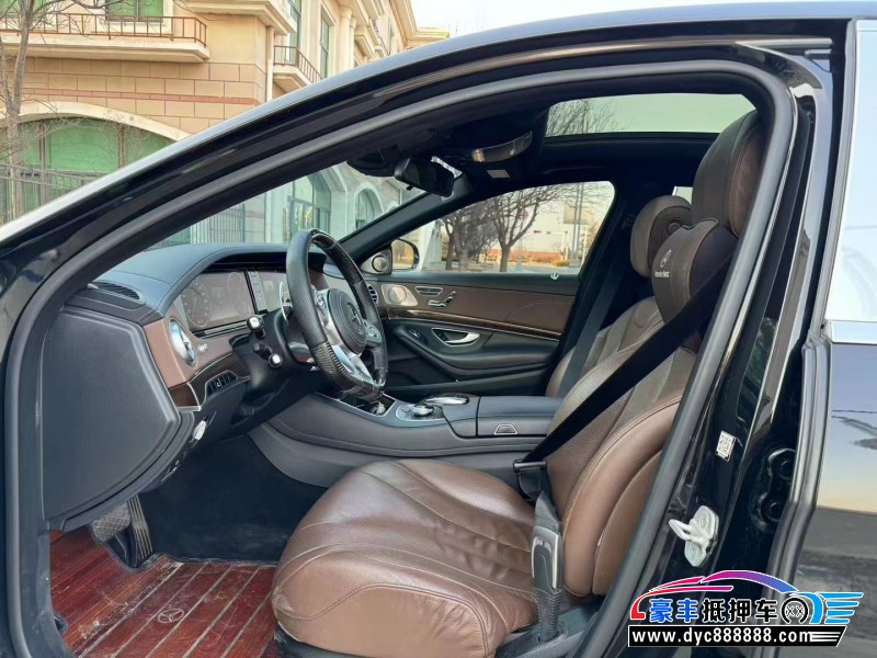 16年奔驰S轿车抵押车出售