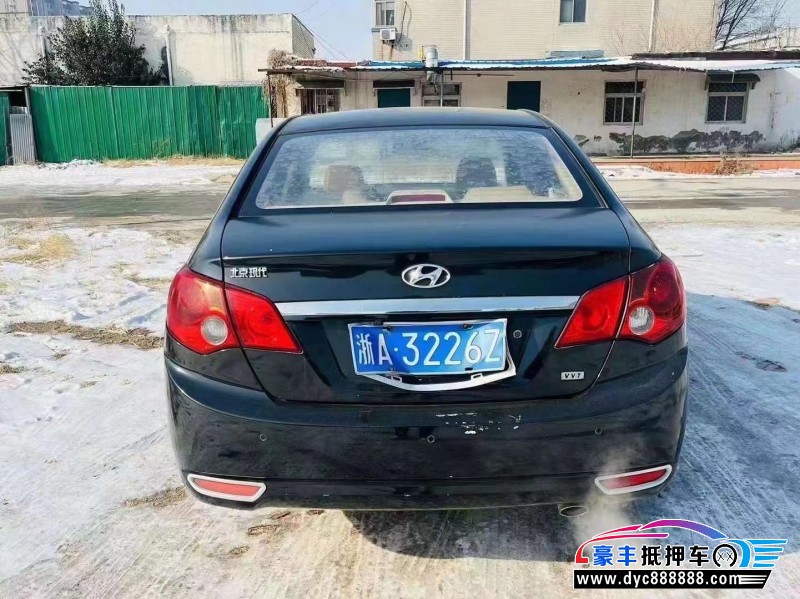 11年现代悦动轿车抵押车出售