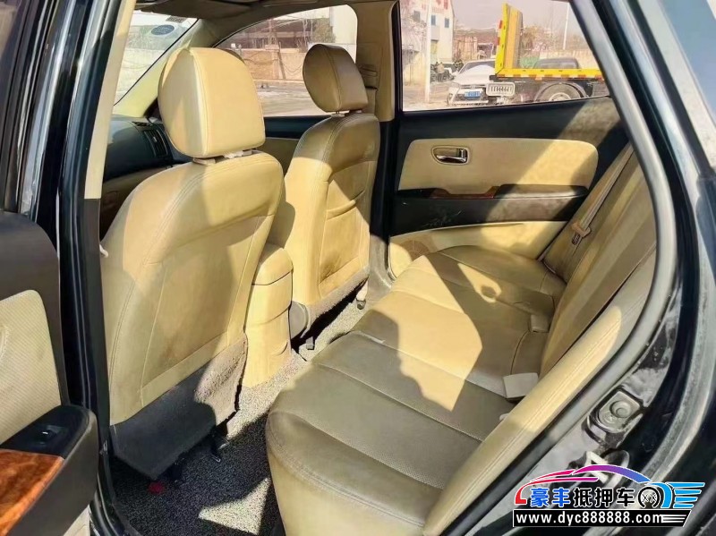 11年现代悦动轿车抵押车出售