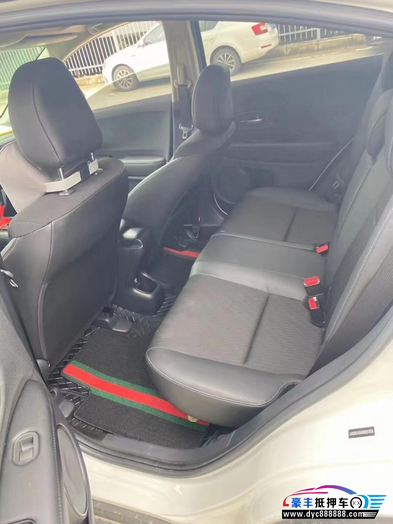 22年本田缤智轿车抵押车出售