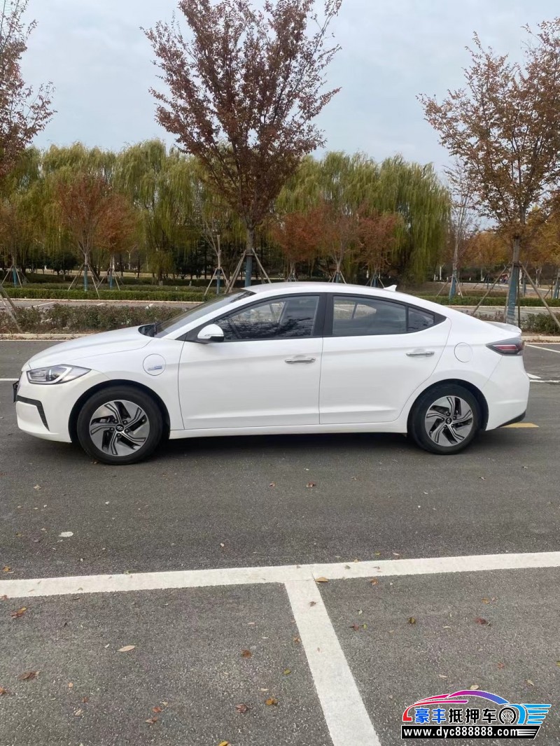 20年现代领动轿车抵押车出售