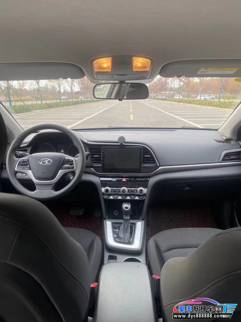 20年现代领动轿车抵押车出售