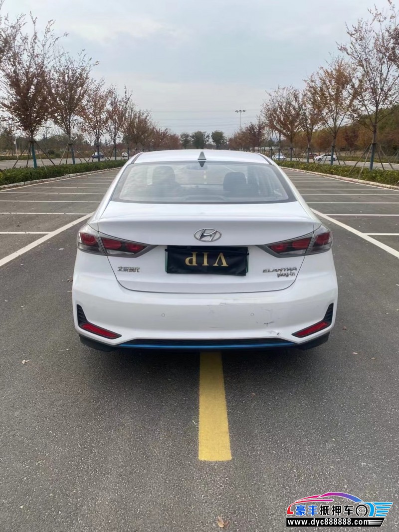 20年现代领动轿车抵押车出售