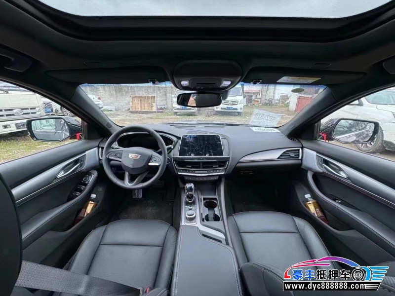 24年凯迪拉克CT5轿车抵押车出售