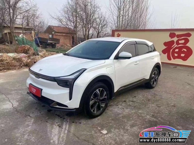 23年哪吒U轿车抵押车出售
