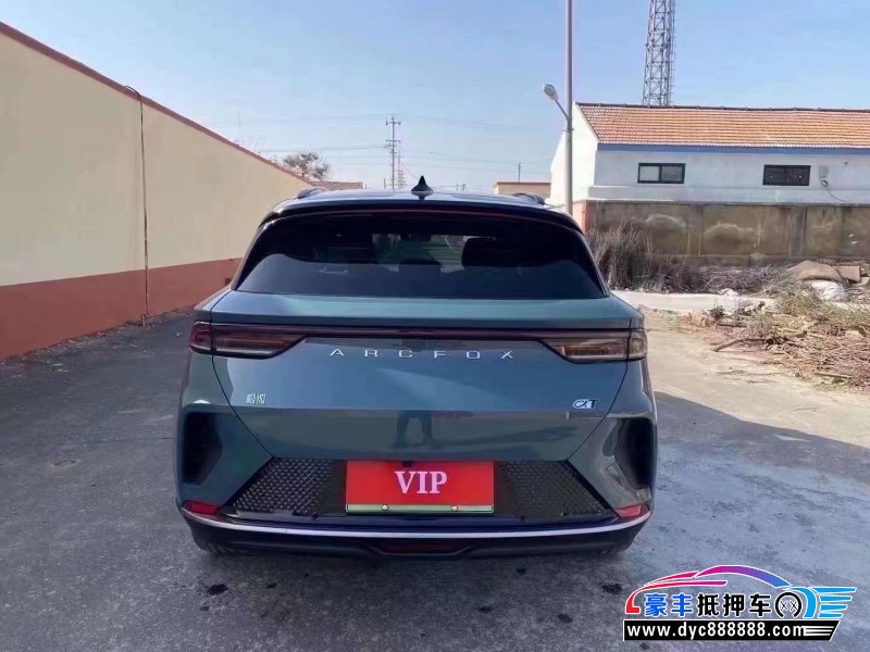 23年极狐阿尔法T轿车抵押车出售