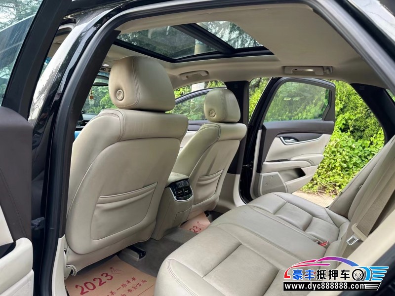 16年凯迪拉克XTSSUV抵押车出售