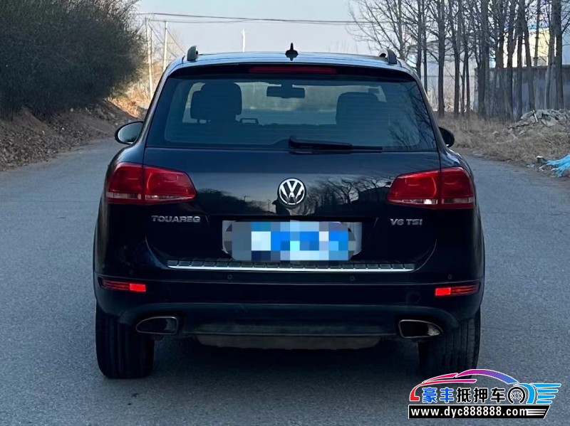 14年大众途锐轿车抵押车出售